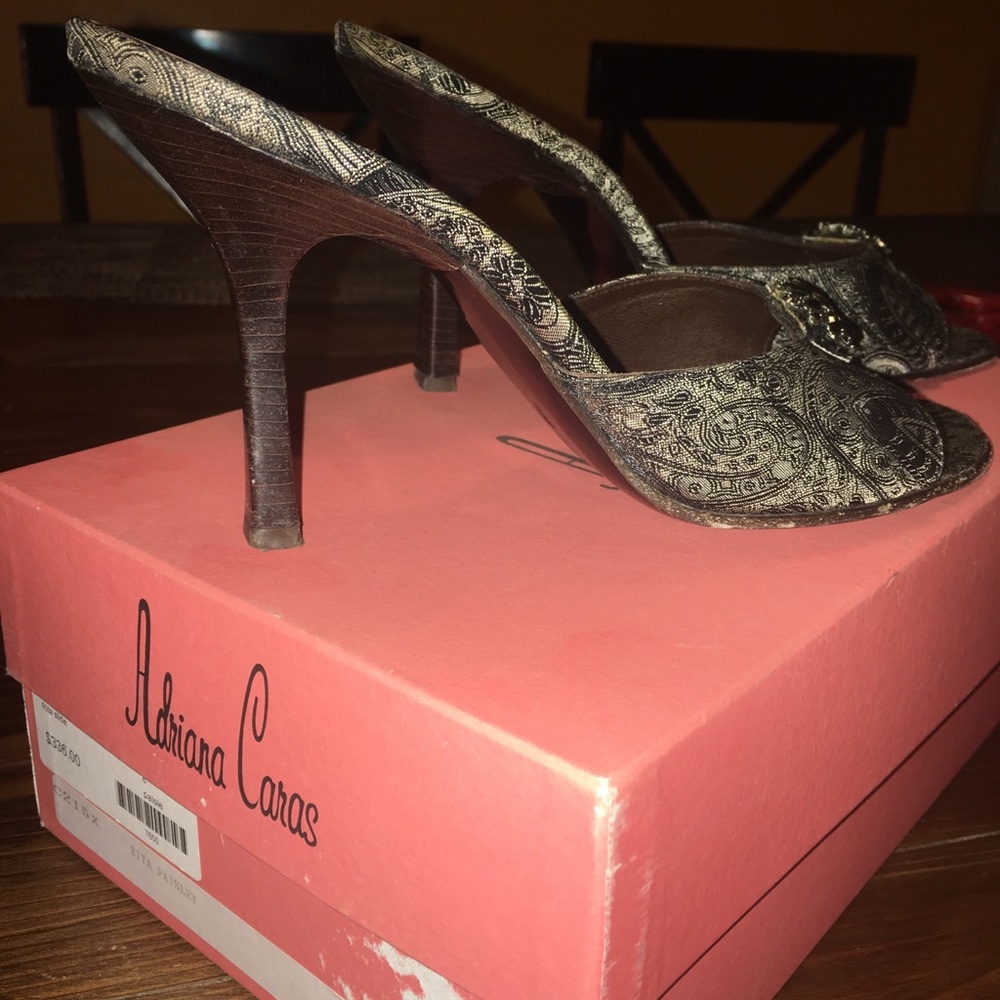 Adriana Caras 3”Heels